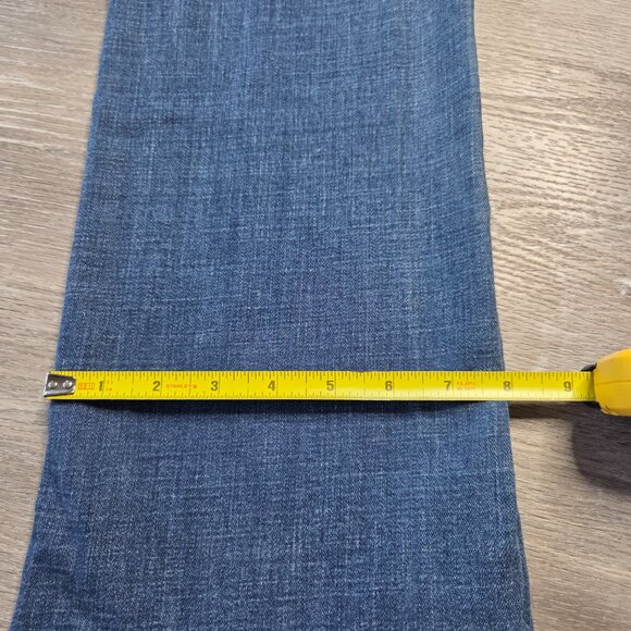 Women’s Levi’s Slimming Boot Cut Jeans – Dark Wash – Size 33x32 - Picture 5 of 13